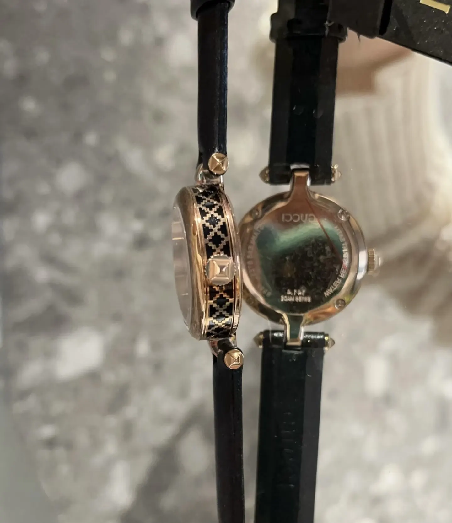 Gucci 牛皮 盒 顺丰包邮 值得信赖」 爆 手表 经典腕表款