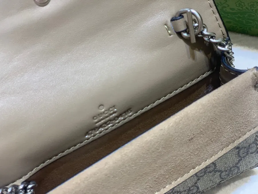 Chain Bag Image 9 Chain Bag Image 9