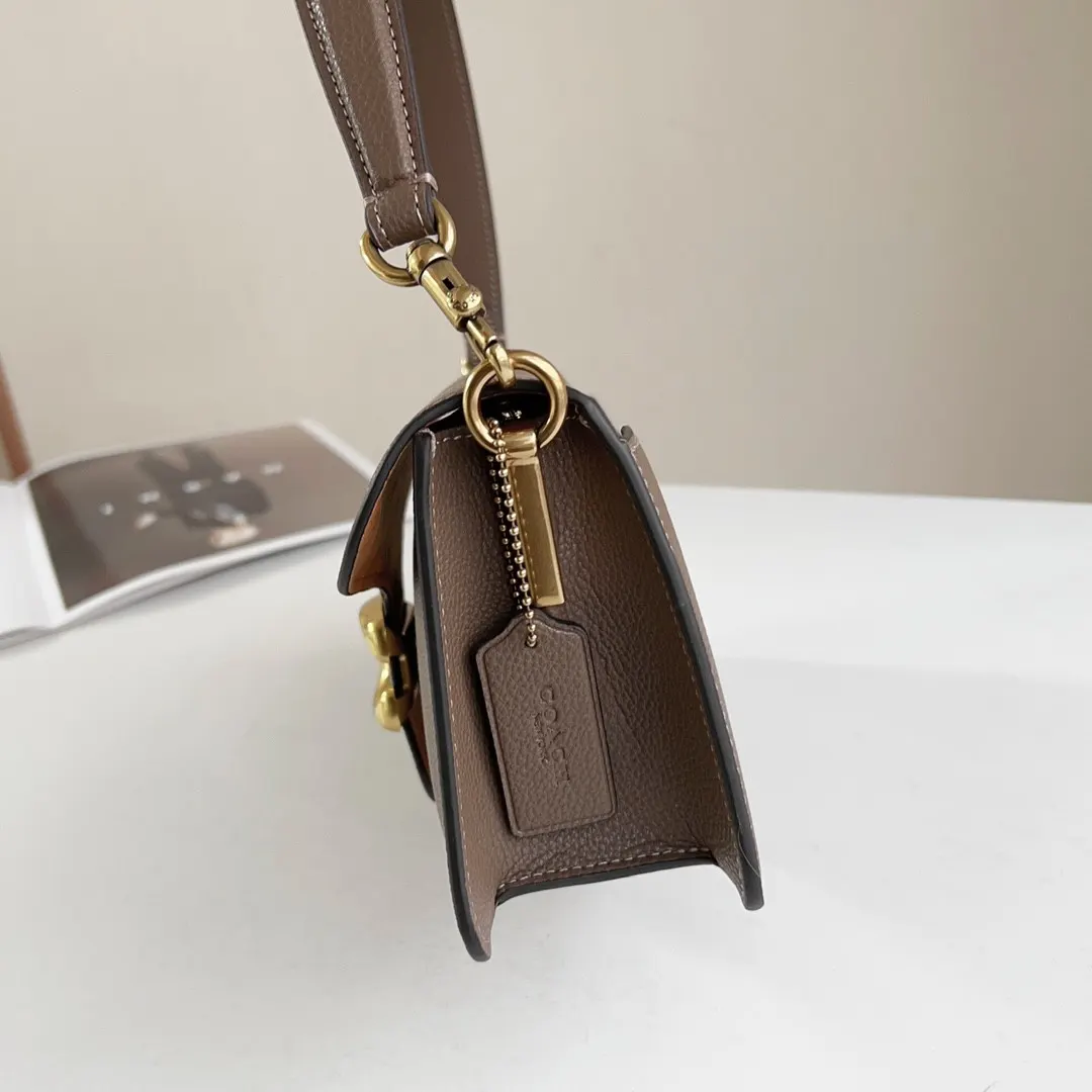 Crossbody Bag Lightweight Classic