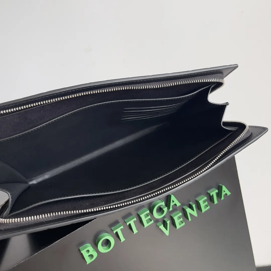 Bottega Veneta 手拿包 精致手拿款