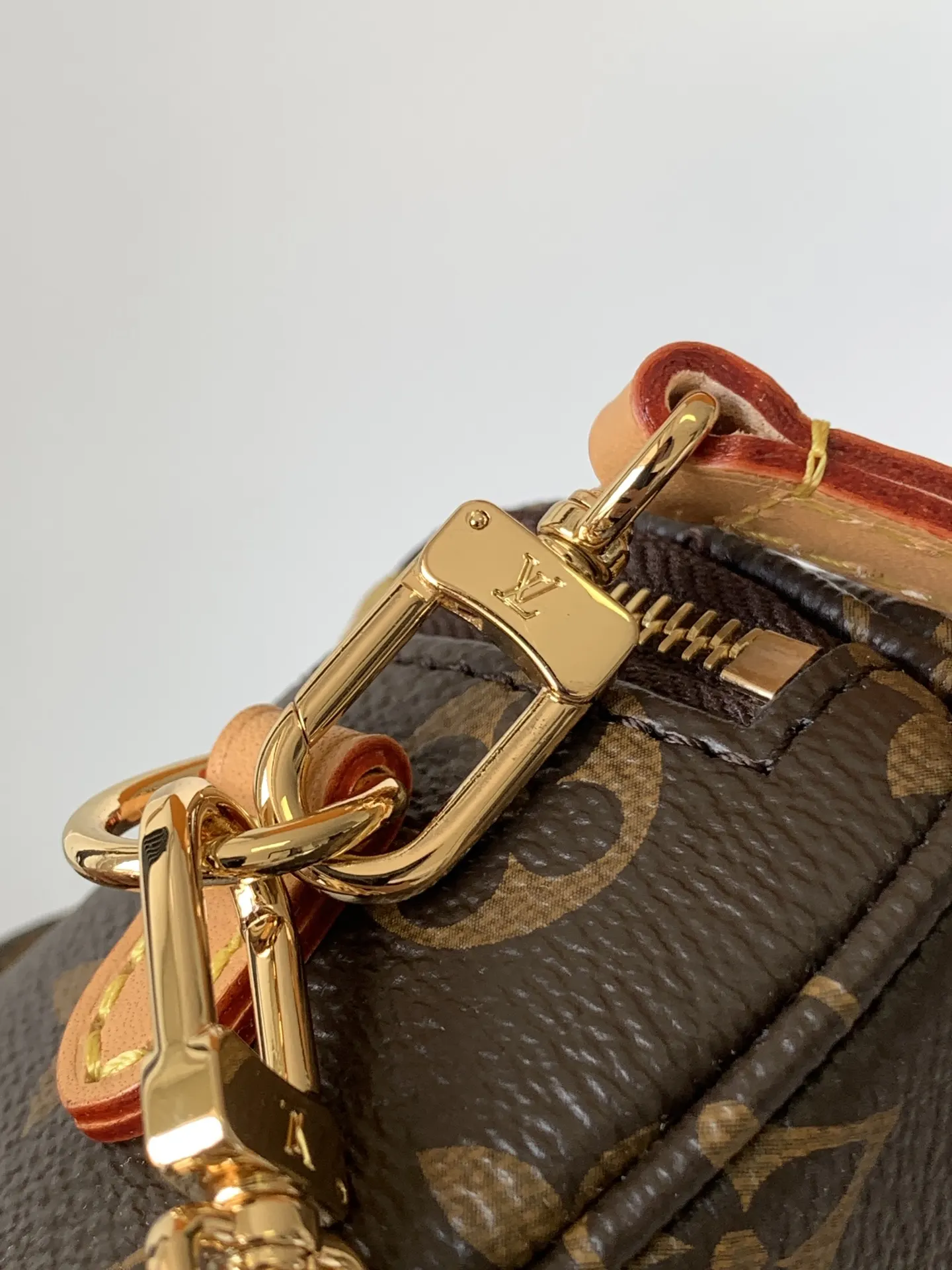 LV 黑色 米白 牛皮 链条包 精致链条款