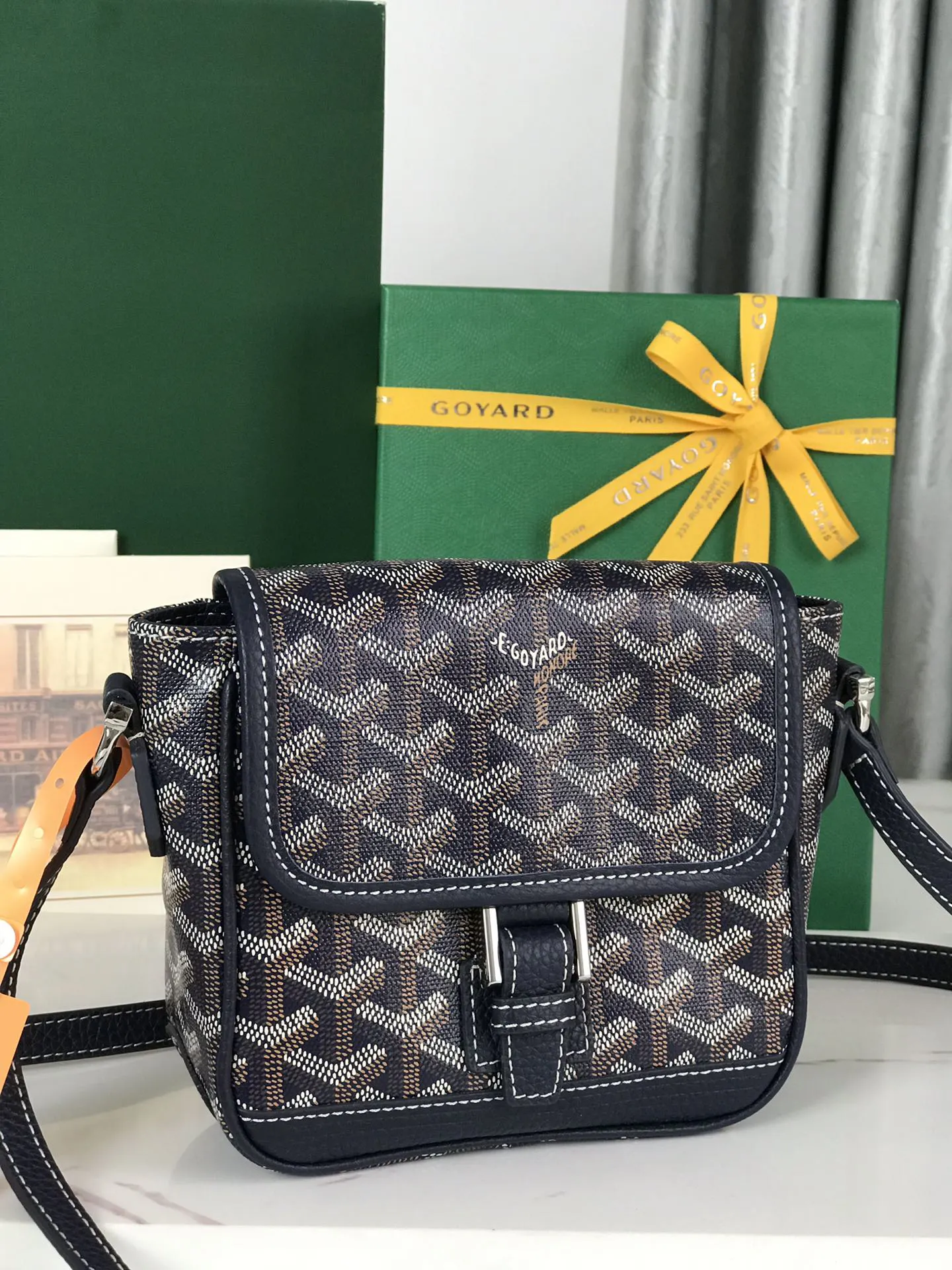 Fashion Item Travel