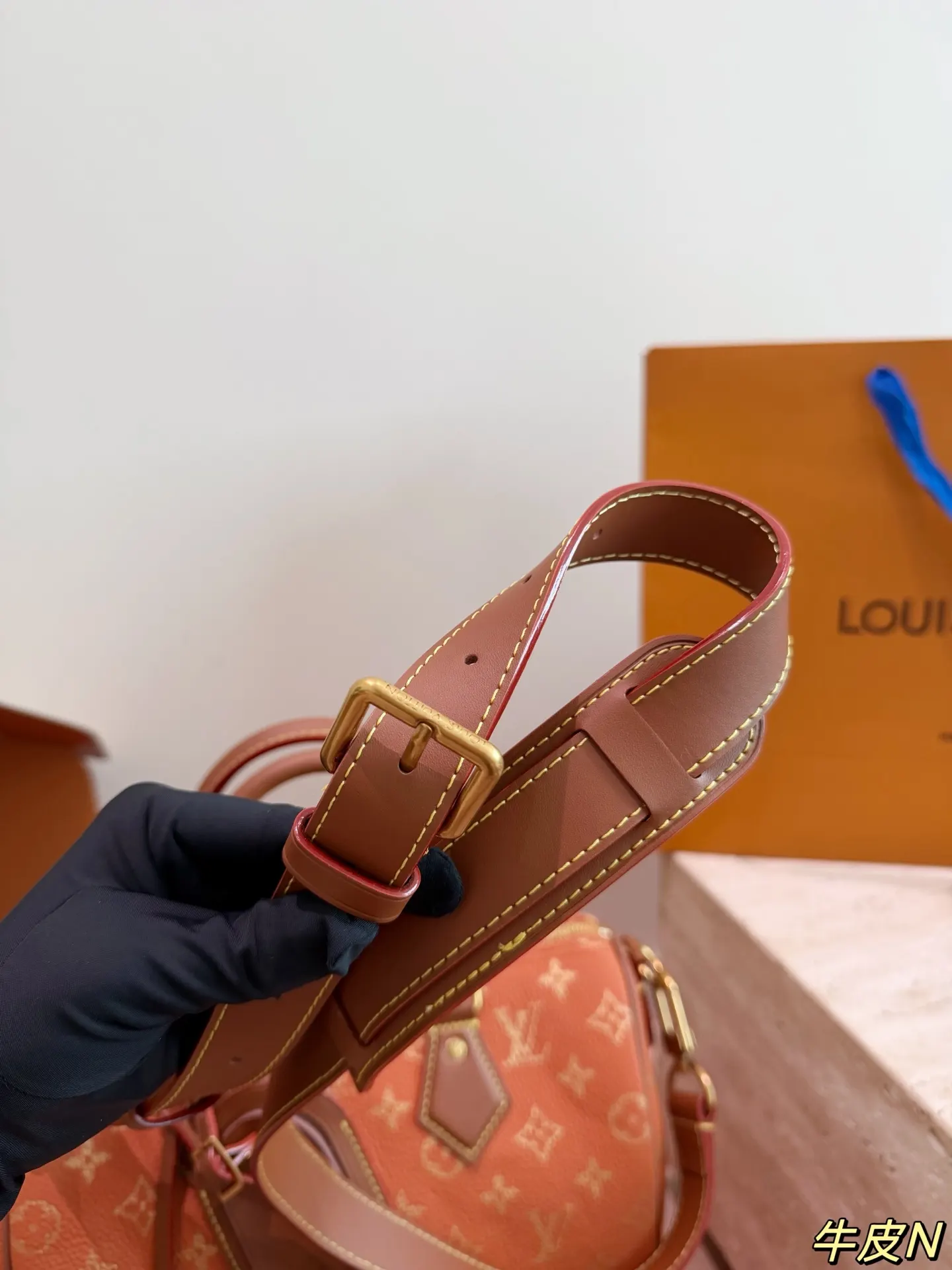 Louis Vuitton Monogram Chain Bag Leather