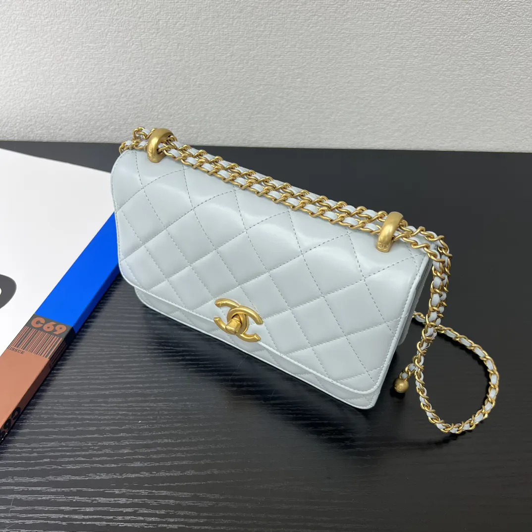 Chanel 小牛皮22 Bag鏈條包 單肩斜挎