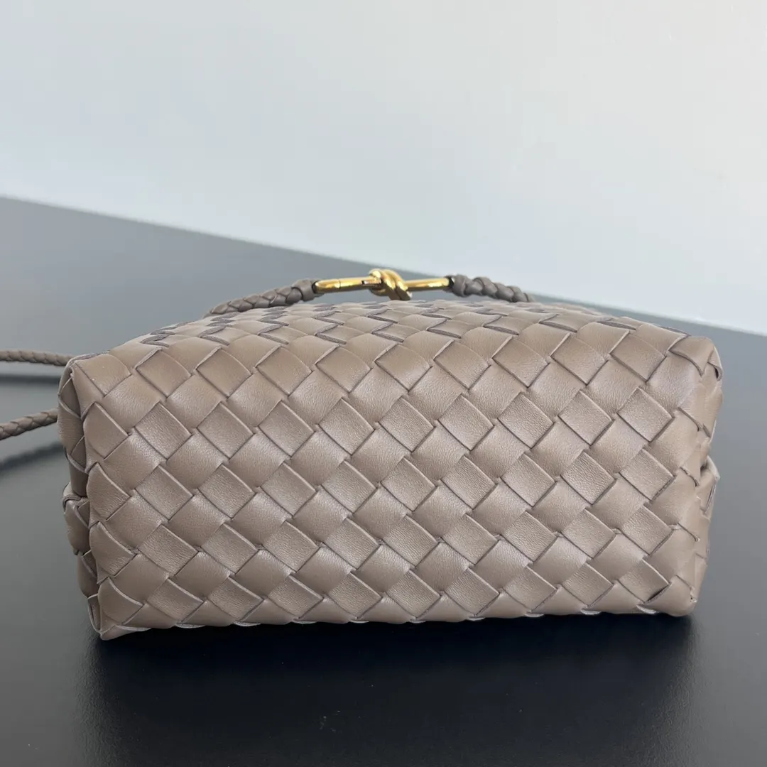 Gold Crossbody Bag Lightweight