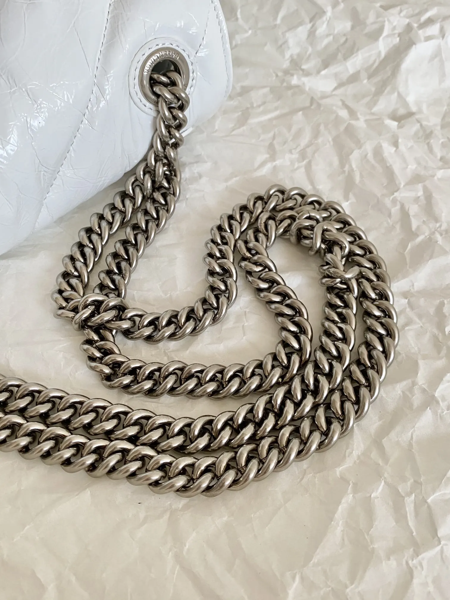 Balenciaga Hourglass White Style