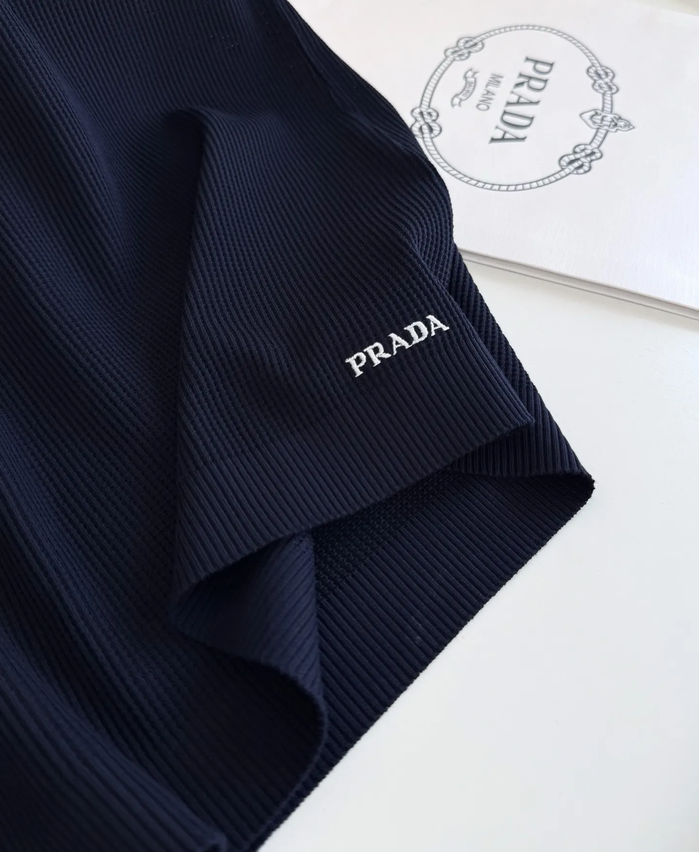 PRADA 棉质 针织 字母 针织衫 休闲百搭款