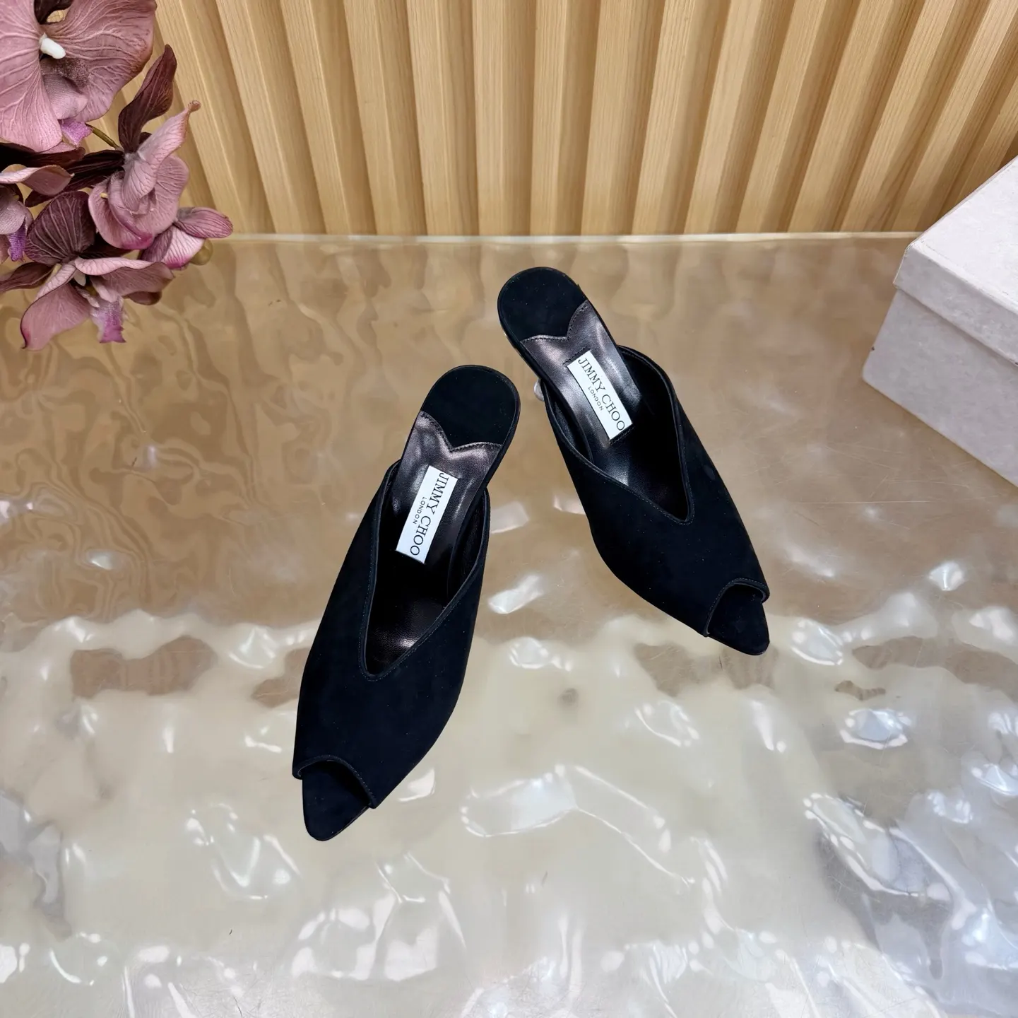 Jimmy Choo Sneakers Casual Versatile Image 5 Jimmy Choo Sneakers Casual Versatile Image 5