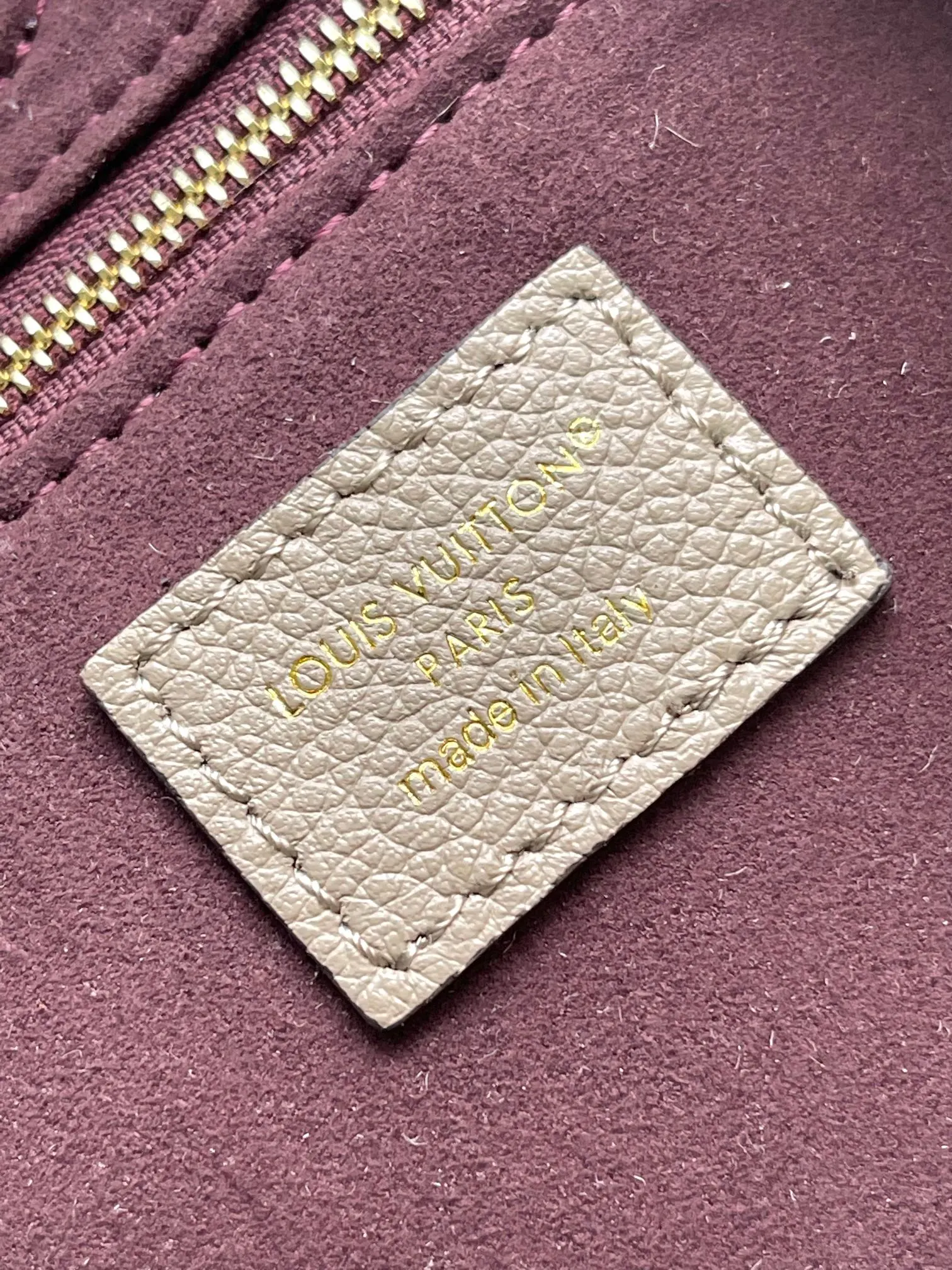 LV 牛皮 Anytime 中号手袋回溯诞生于 鏈條包 精致鏈條款