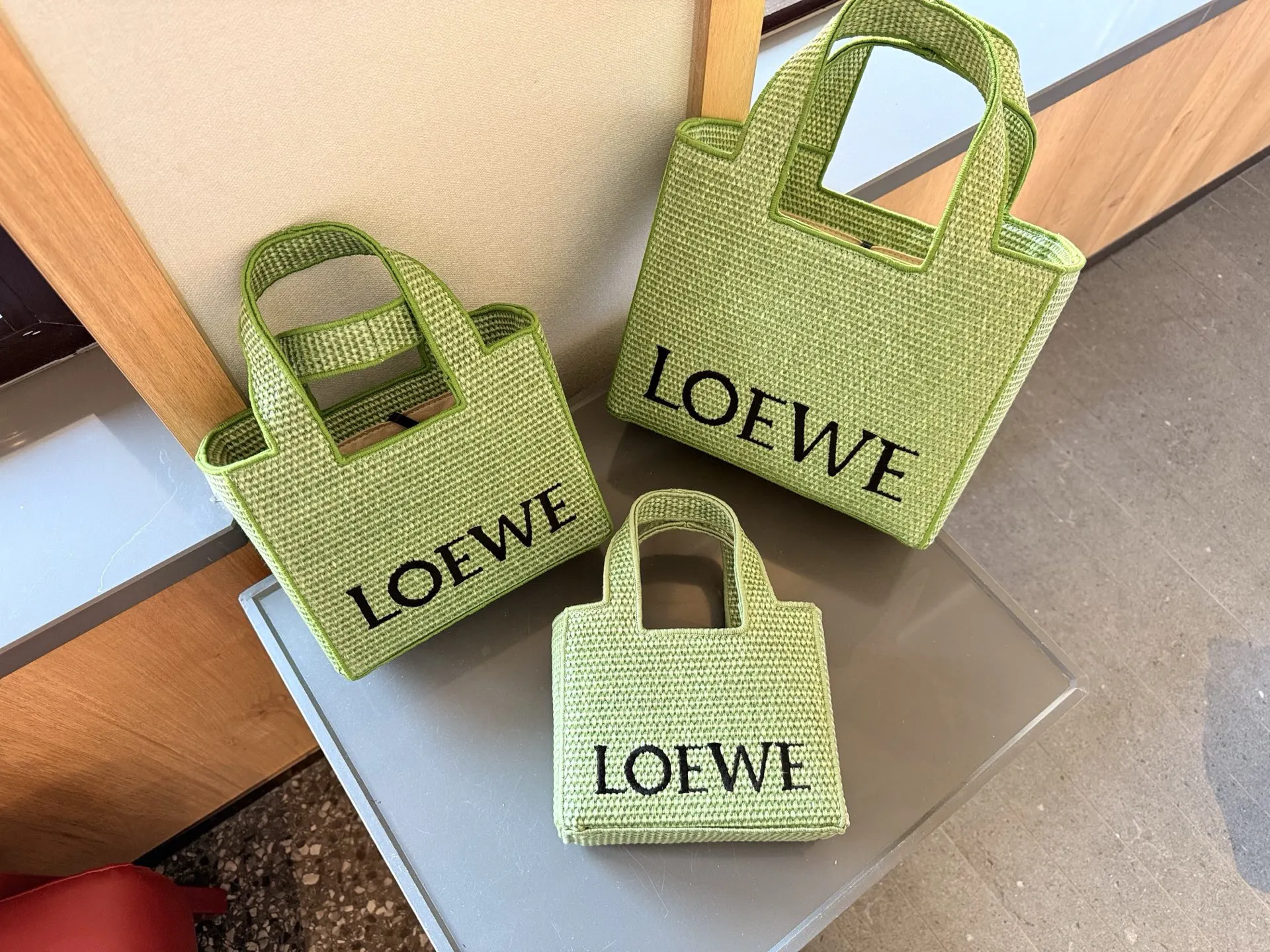 Loewe 长肩带 罗意威 Anagram Baske 手提包 通勤手提款(數字8) Loewe 长肩带 罗意威 Anagram Baske 手提包 通勤手提款(數字8)