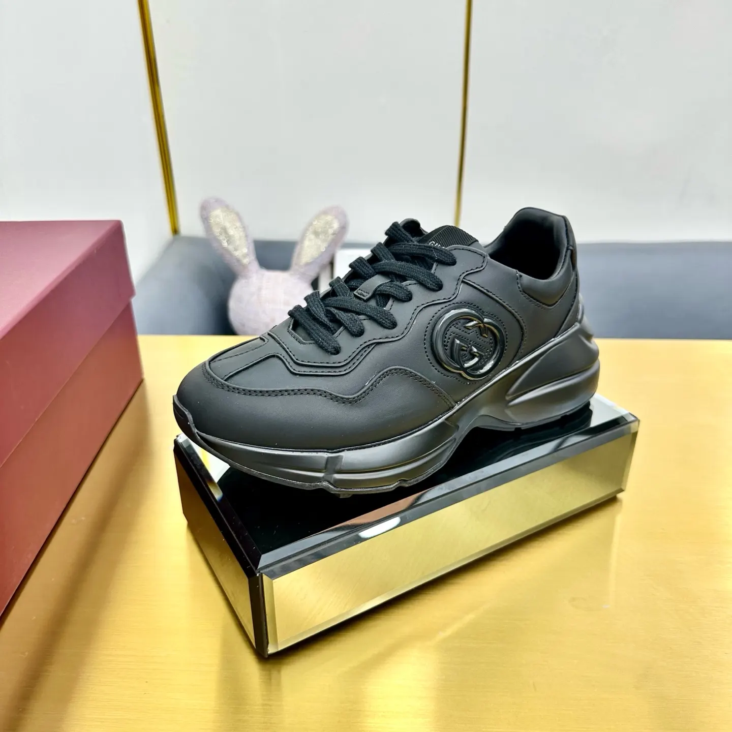 Gucci Logo Sneakers Models 103 Image 5 Gucci Logo Sneakers Models 103 Image 5