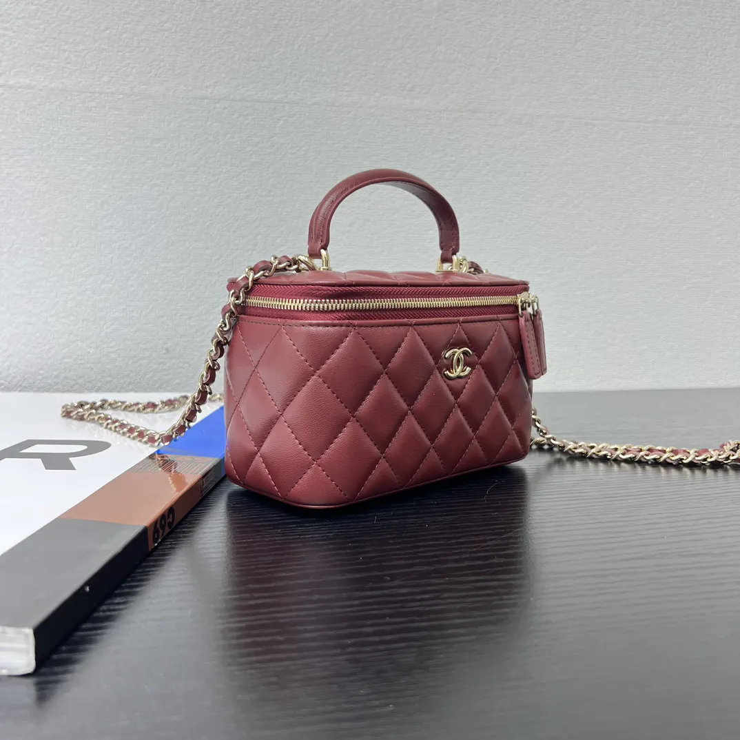 Chanel 19 小號 紅色 皮革 菱格絎縫 鏈條包