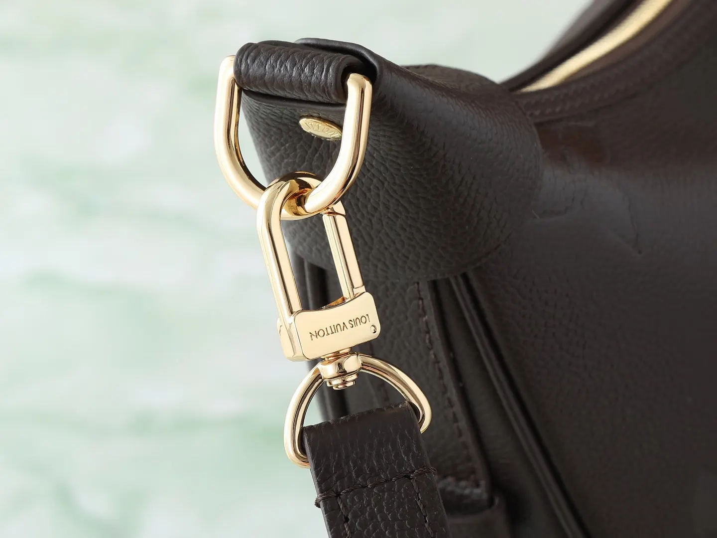 LV Loop 金色 斜挎包｜ORBUYBAG 岚奢包高端时尚精品