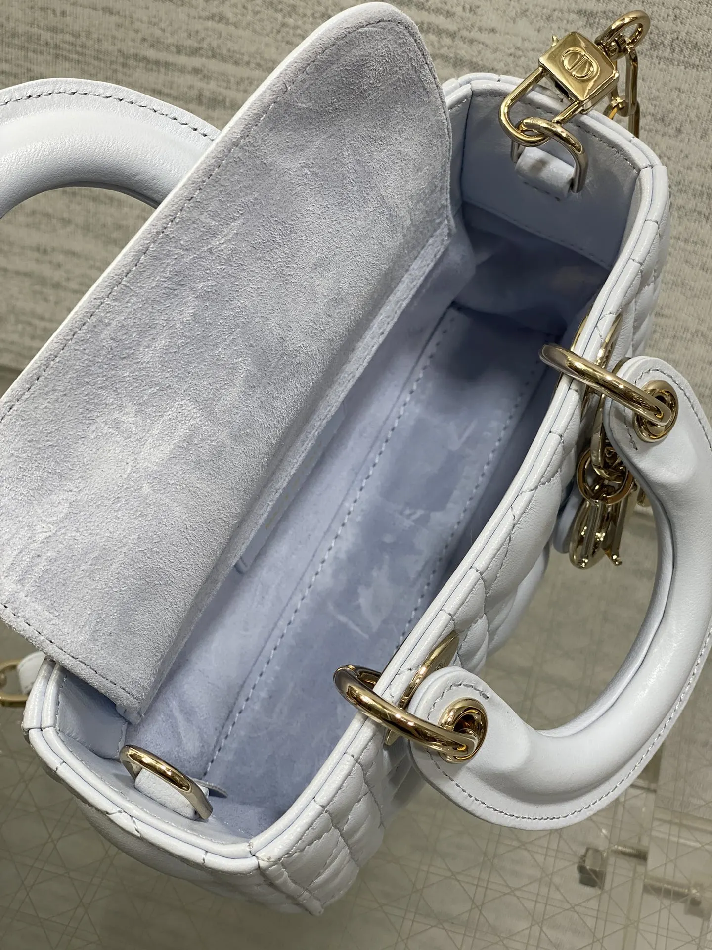 Dior Chain Bag Image 9 Dior Chain Bag Image 9