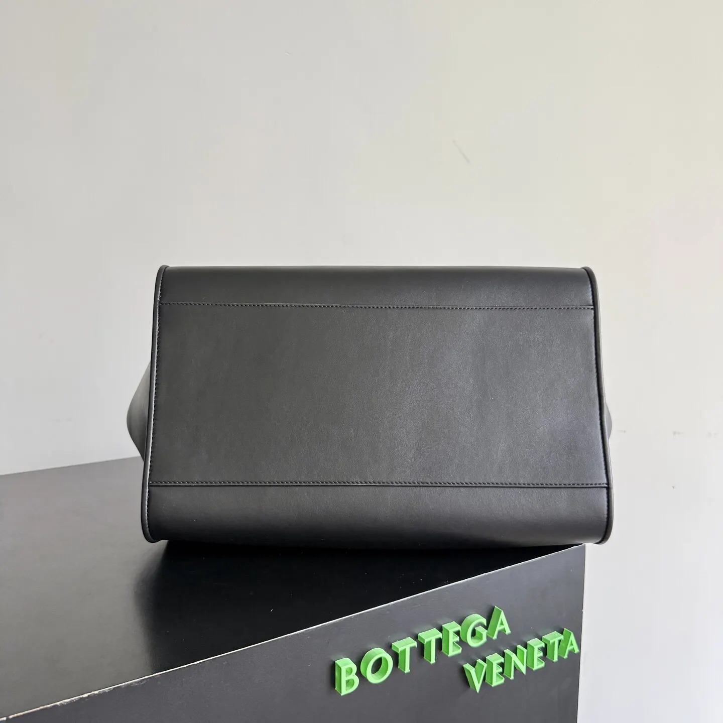 Bottega Veneta 羊皮 托特包 大容量托特款