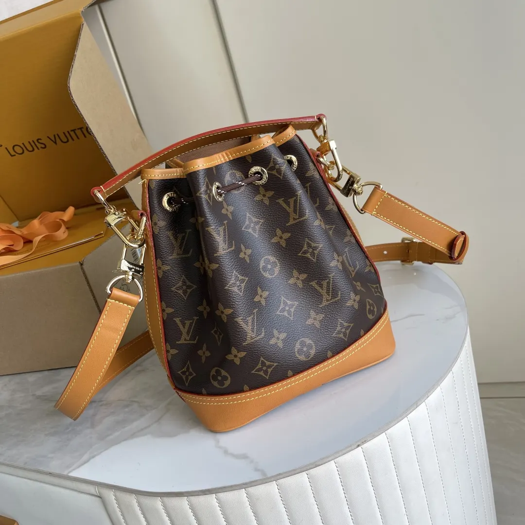 LV 帆布 水桶包 休闲水桶款