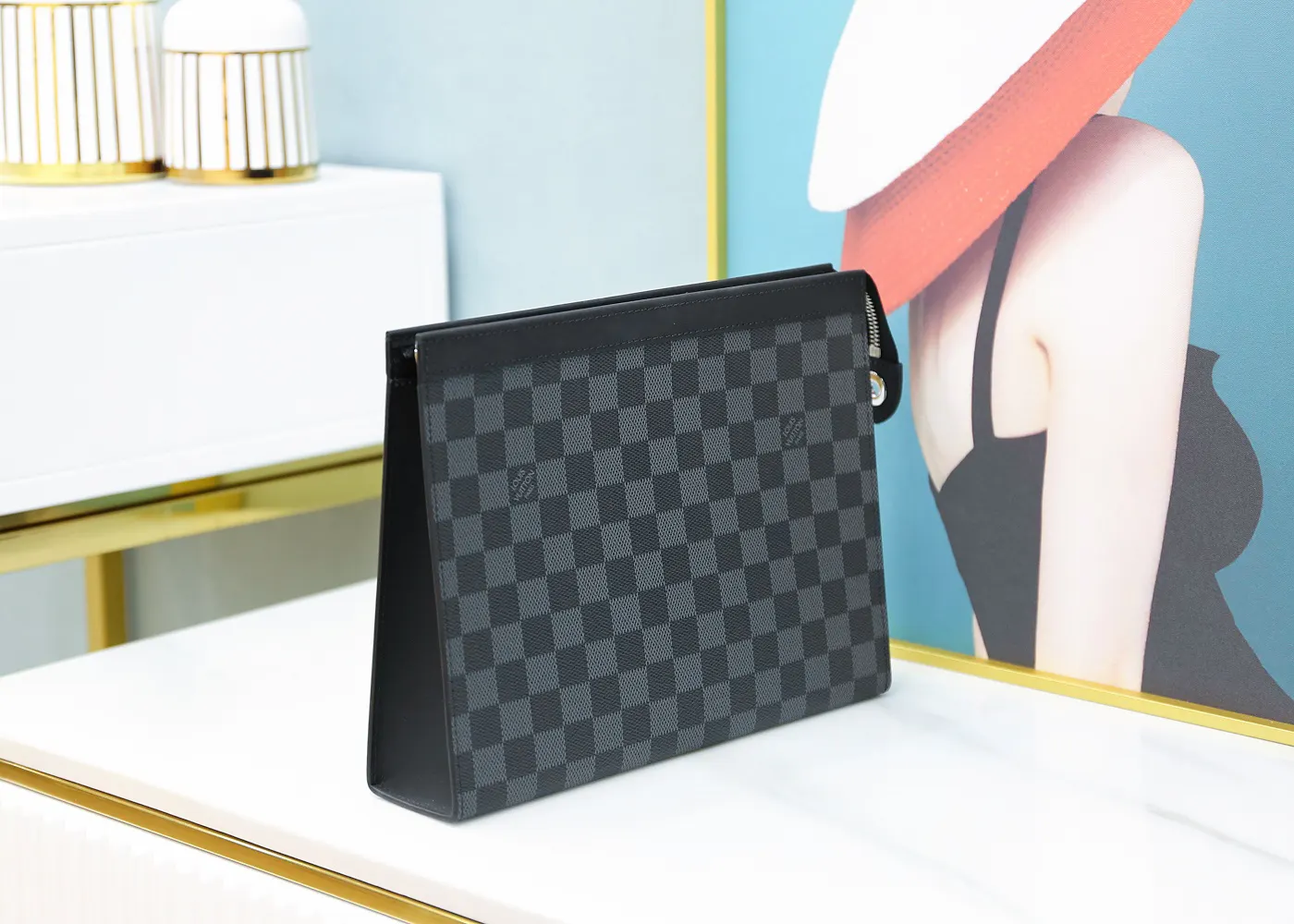 Fashion Item Travel