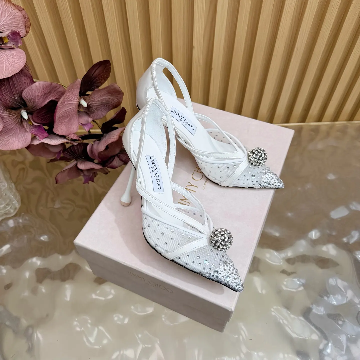 Jimmy Choo Sneakers Casual Versatile Image 2 Jimmy Choo Sneakers Casual Versatile Image 2