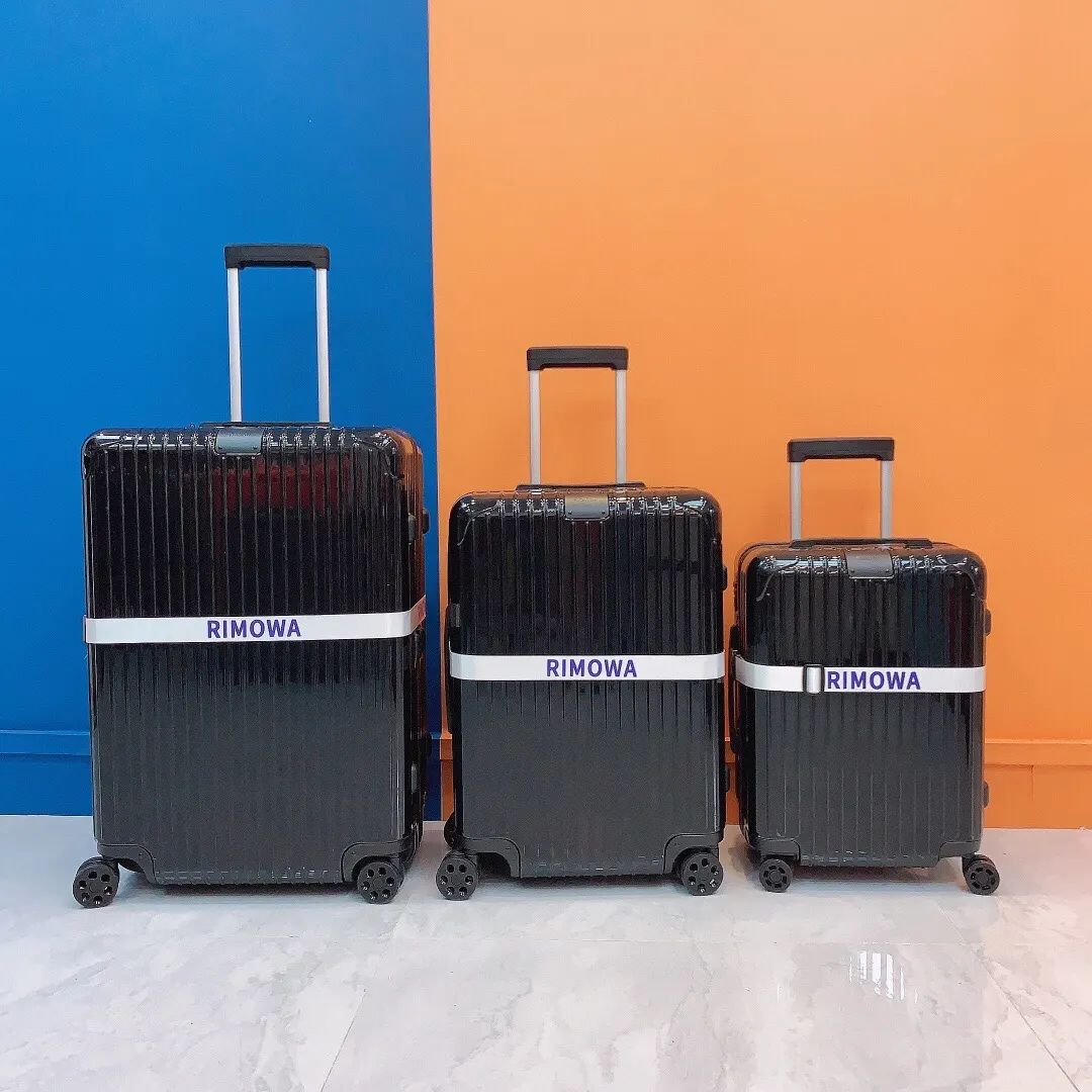 黑色 白色 RIMOWA 日默瓦Essential 行李箱 旅行拉杆款 輕便出行款