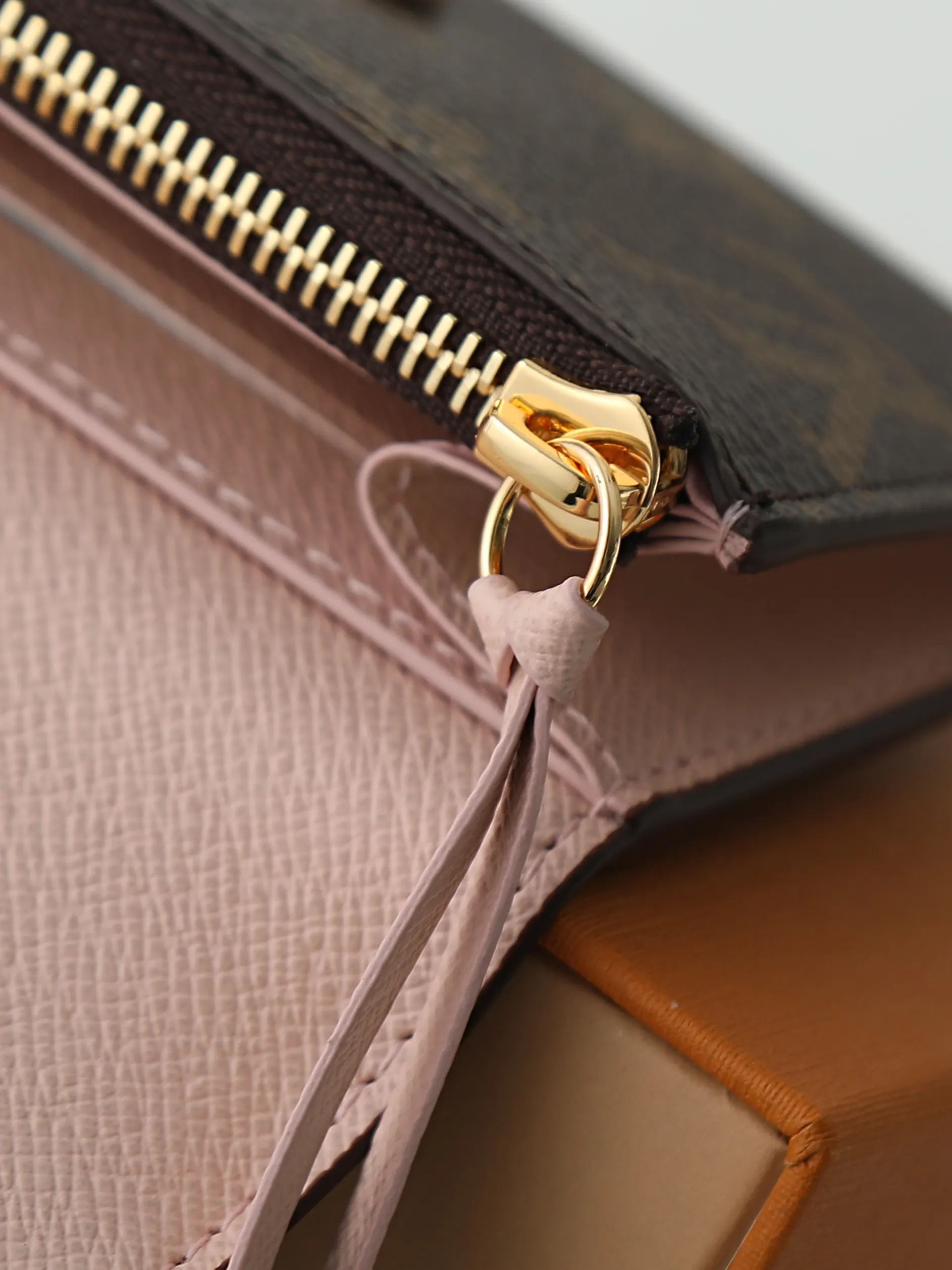 LV zipper wallet Image 7 LV zipper wallet Image 7