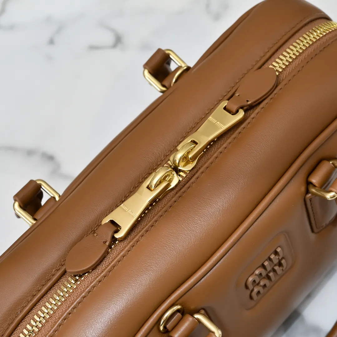 Top Handle Bag Commuter Leather