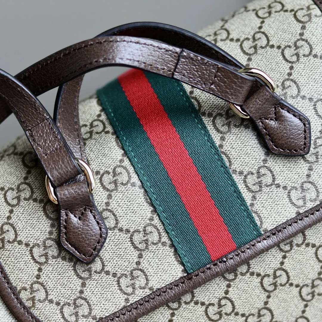 Gucci 双肩包