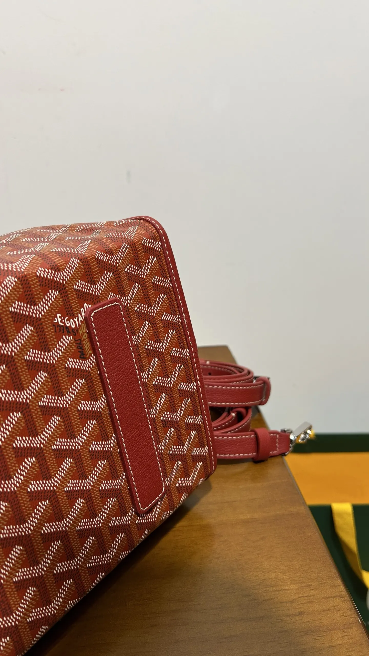 Goyard 戈雅折叠 ～级高 ～ 戈雅 最新 双肩包 实用双肩款