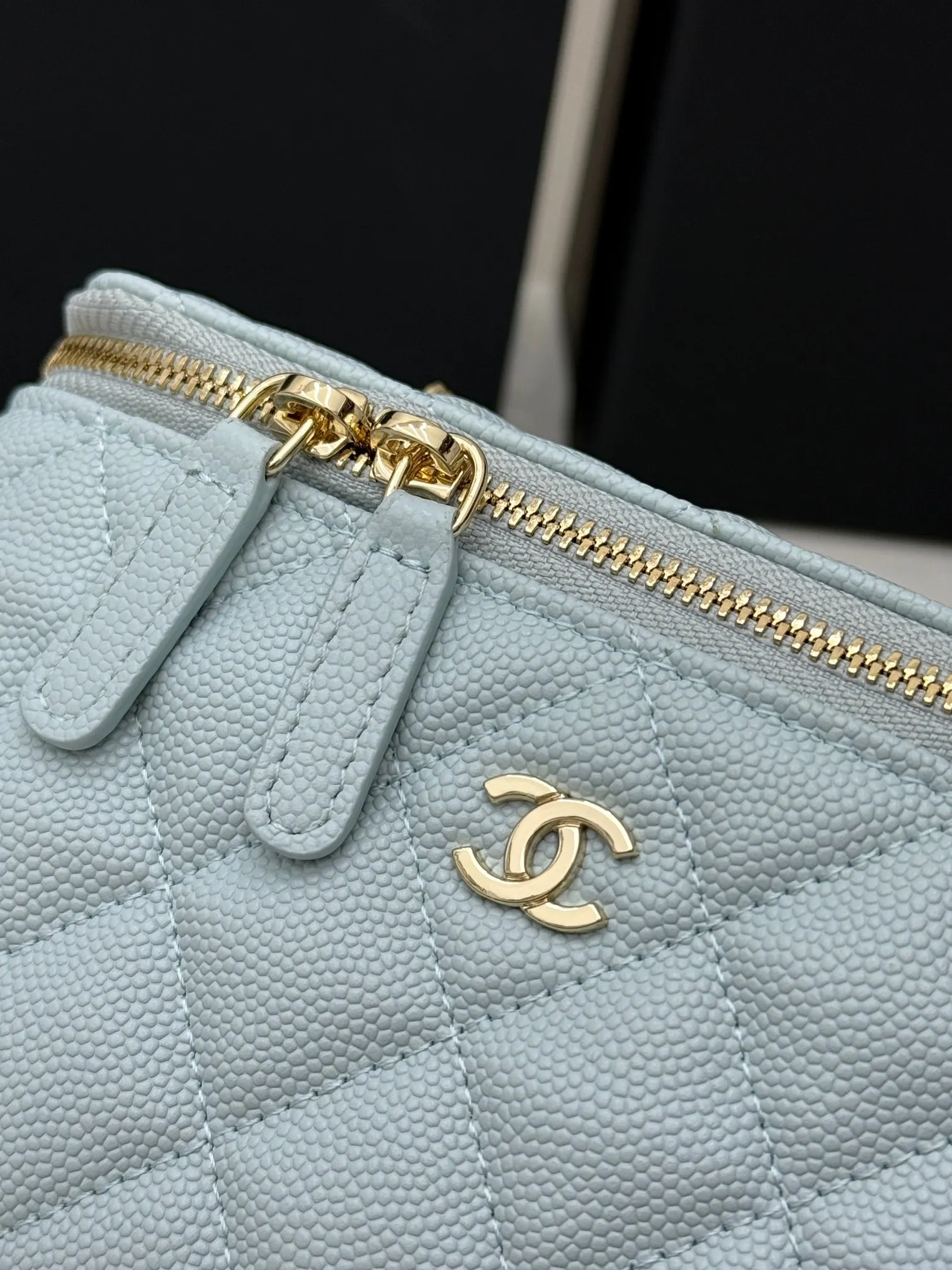 CHANEL 金色 牛皮 鏈條包 精致鏈條款