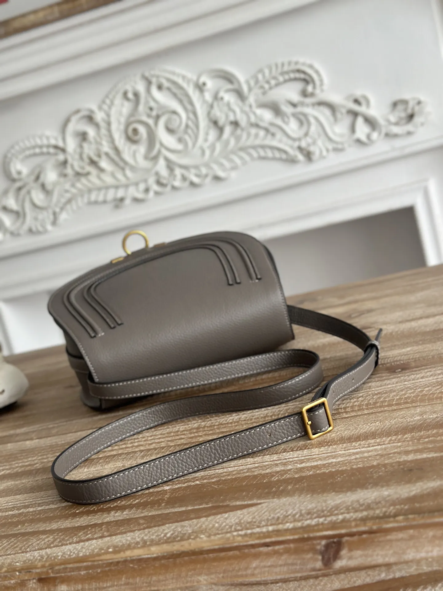 Crossbody Bag Lightweight Leather
