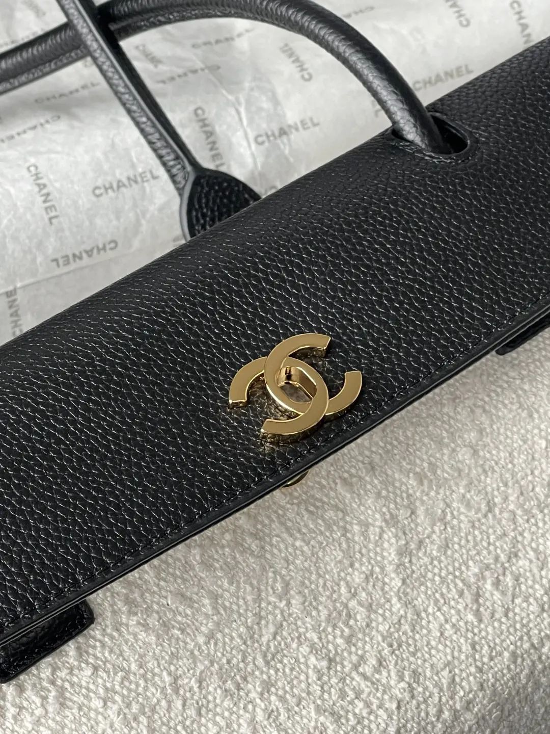 黑色 米白 荔枝纹 春夏系列主打 EffortlessChic 托特包 大容量托特款