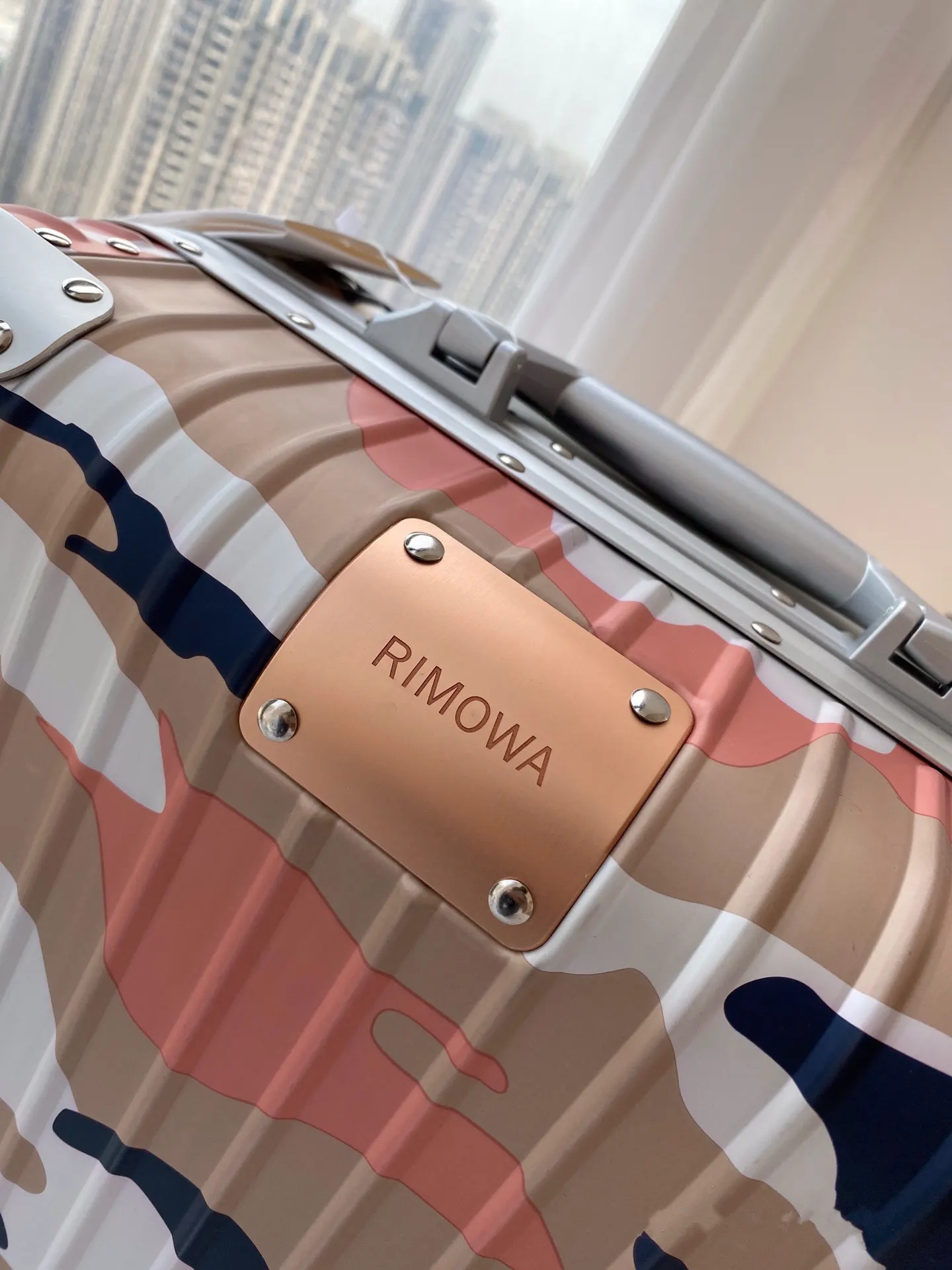 粉色 綠色 Rimowa 日默瓦行李箱 拉杆箱 全鋁镁合金 准备 旅行拉杆款 輕便出行款