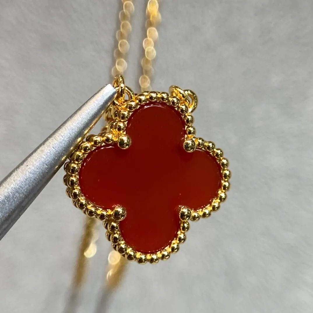 Van Cleef 四叶草 项链 精致锁骨链款 款2