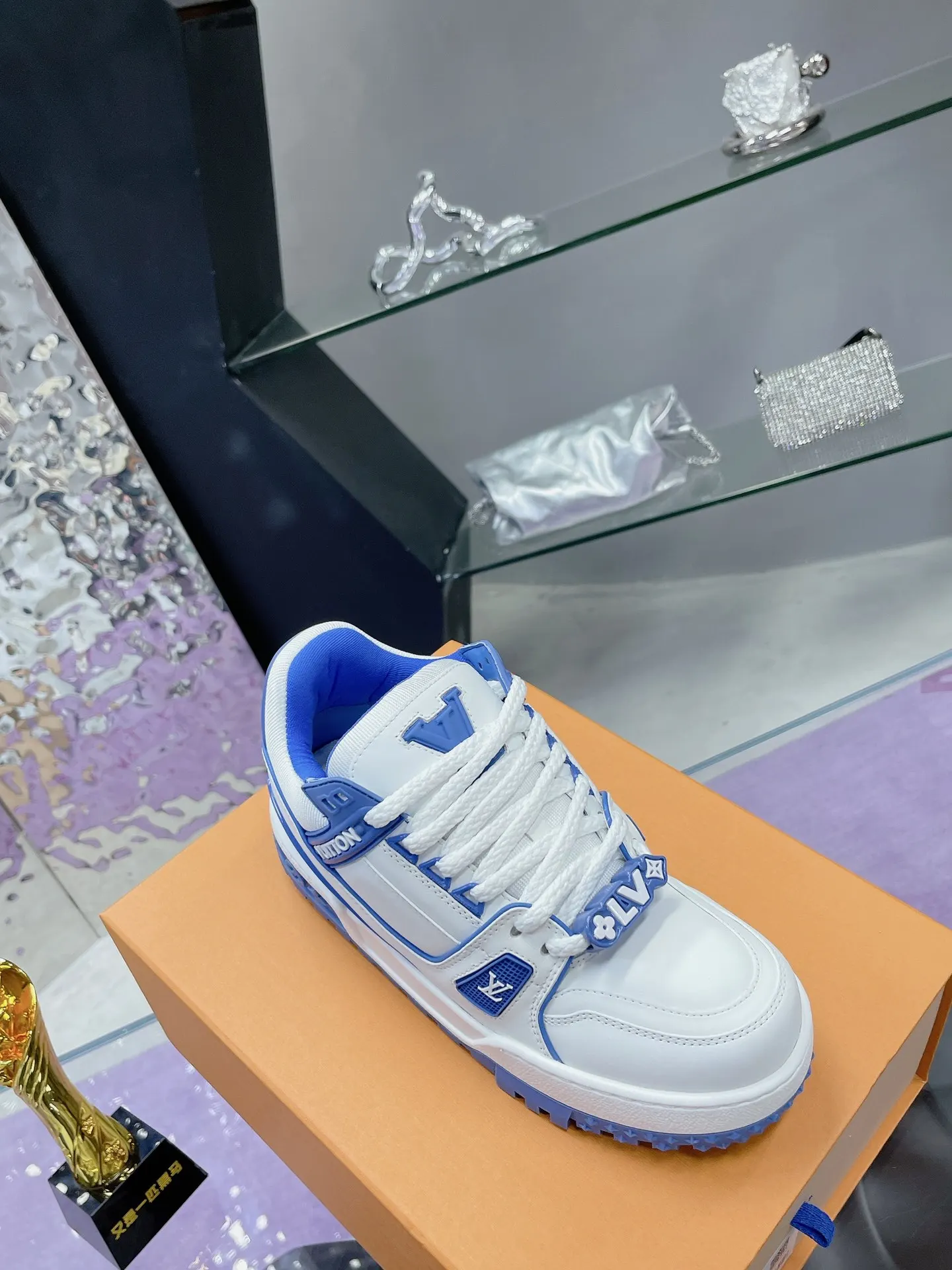 Louis Vuitton 运动鞋