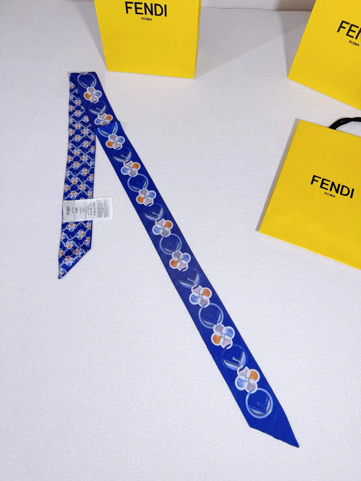 Fendi 蓝色 腰带 通勤百搭款 款2