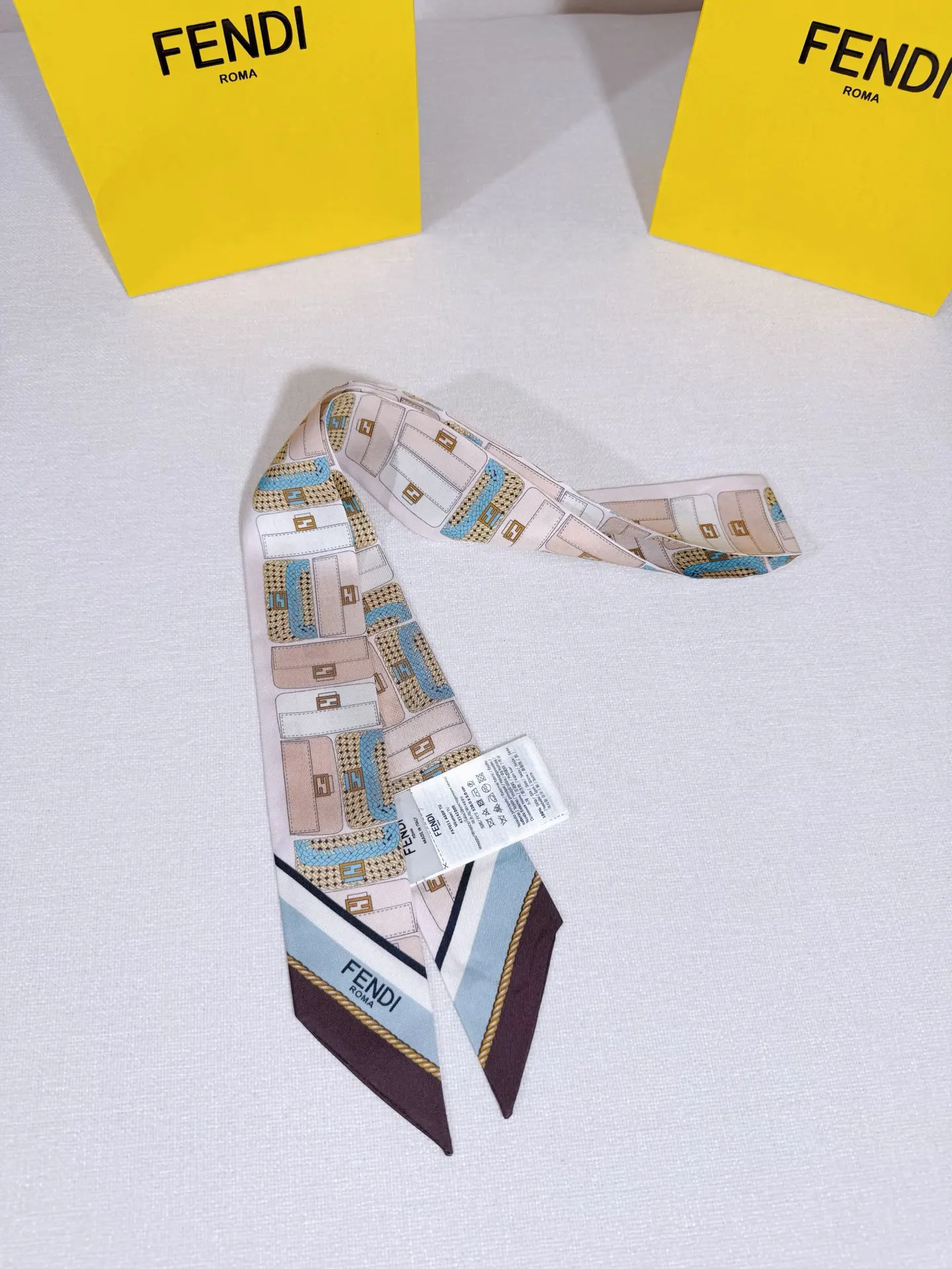 Fendi 米色 腰帶 通勤百搭款