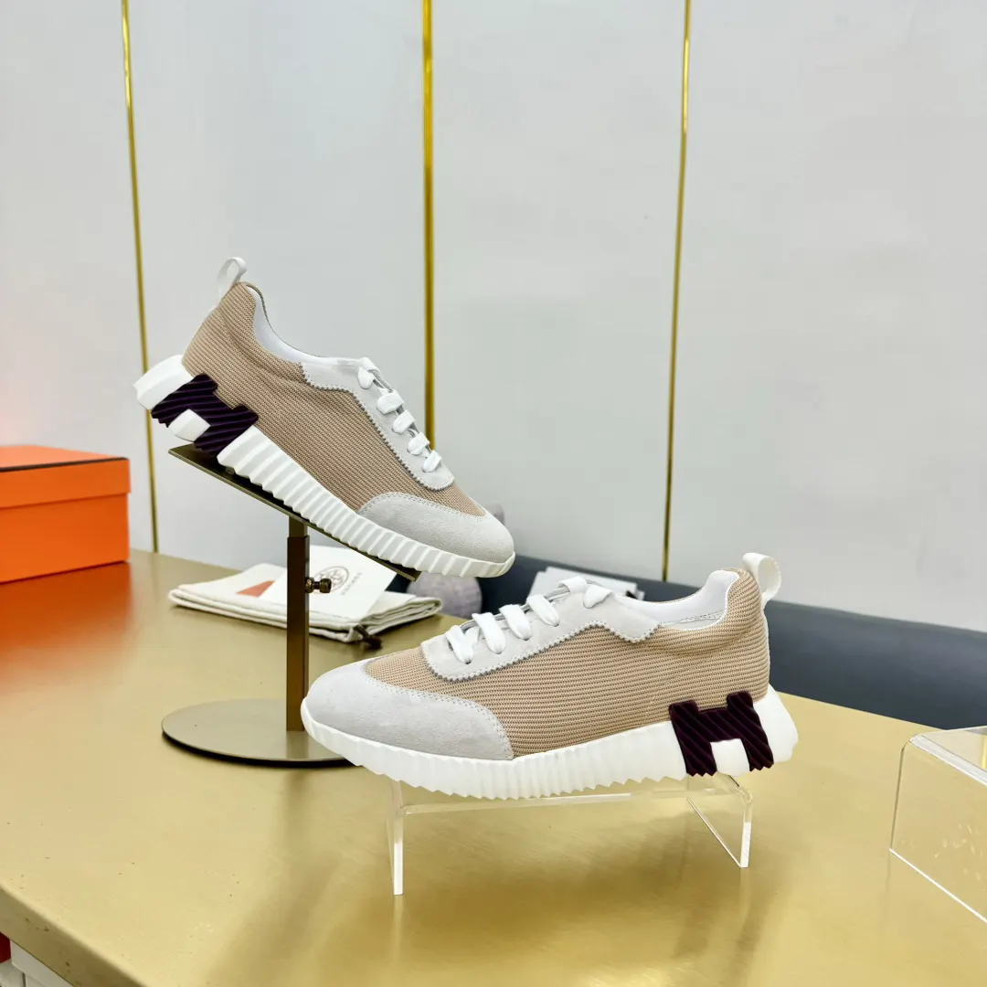 Hermès 官网同步更新 羊皮 运动鞋 舒适