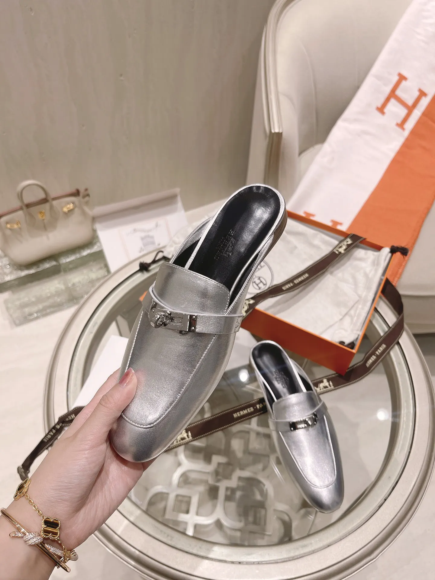 Hermès 小牛皮 乐福鞋