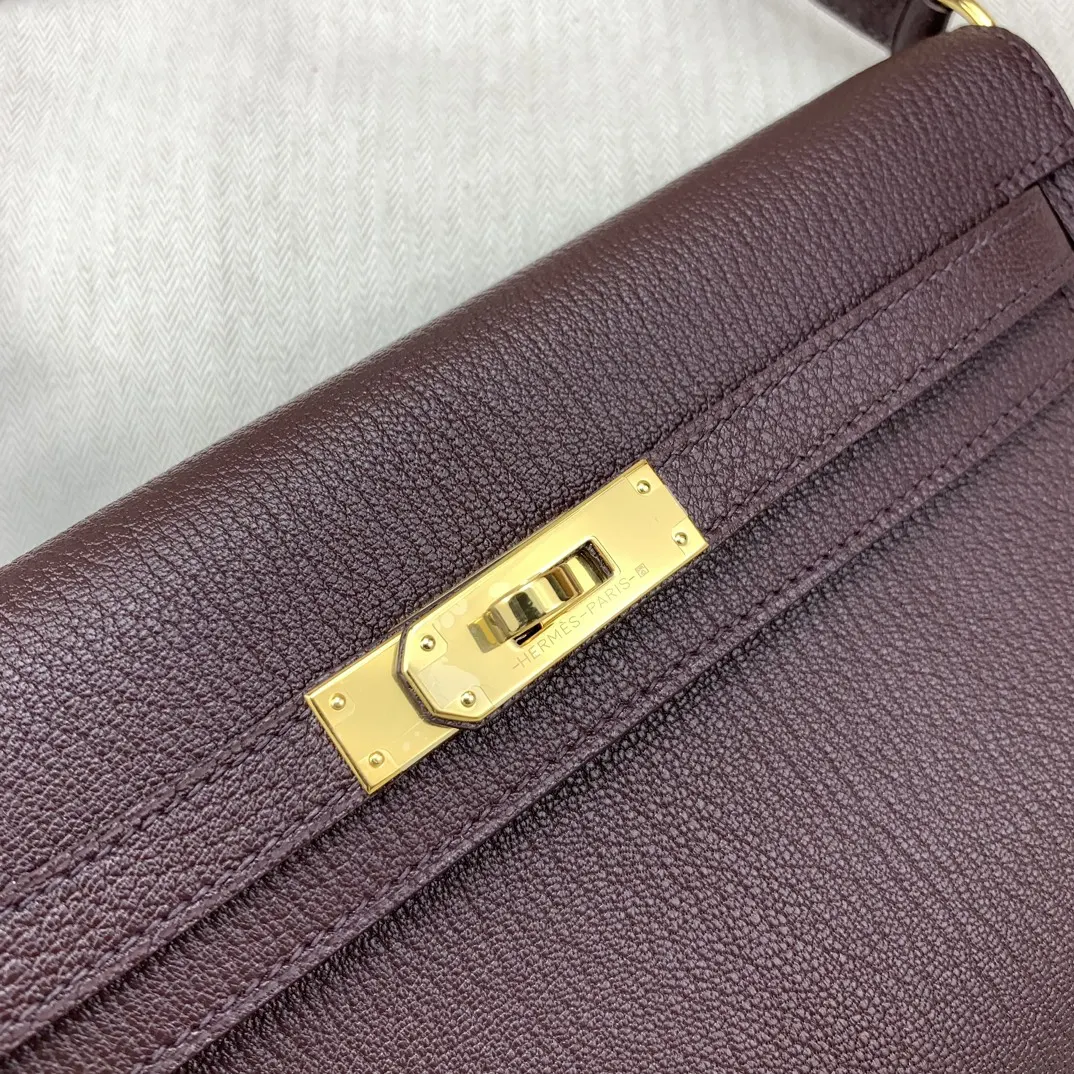 Hermès Kelly Top Handle Bag Classic