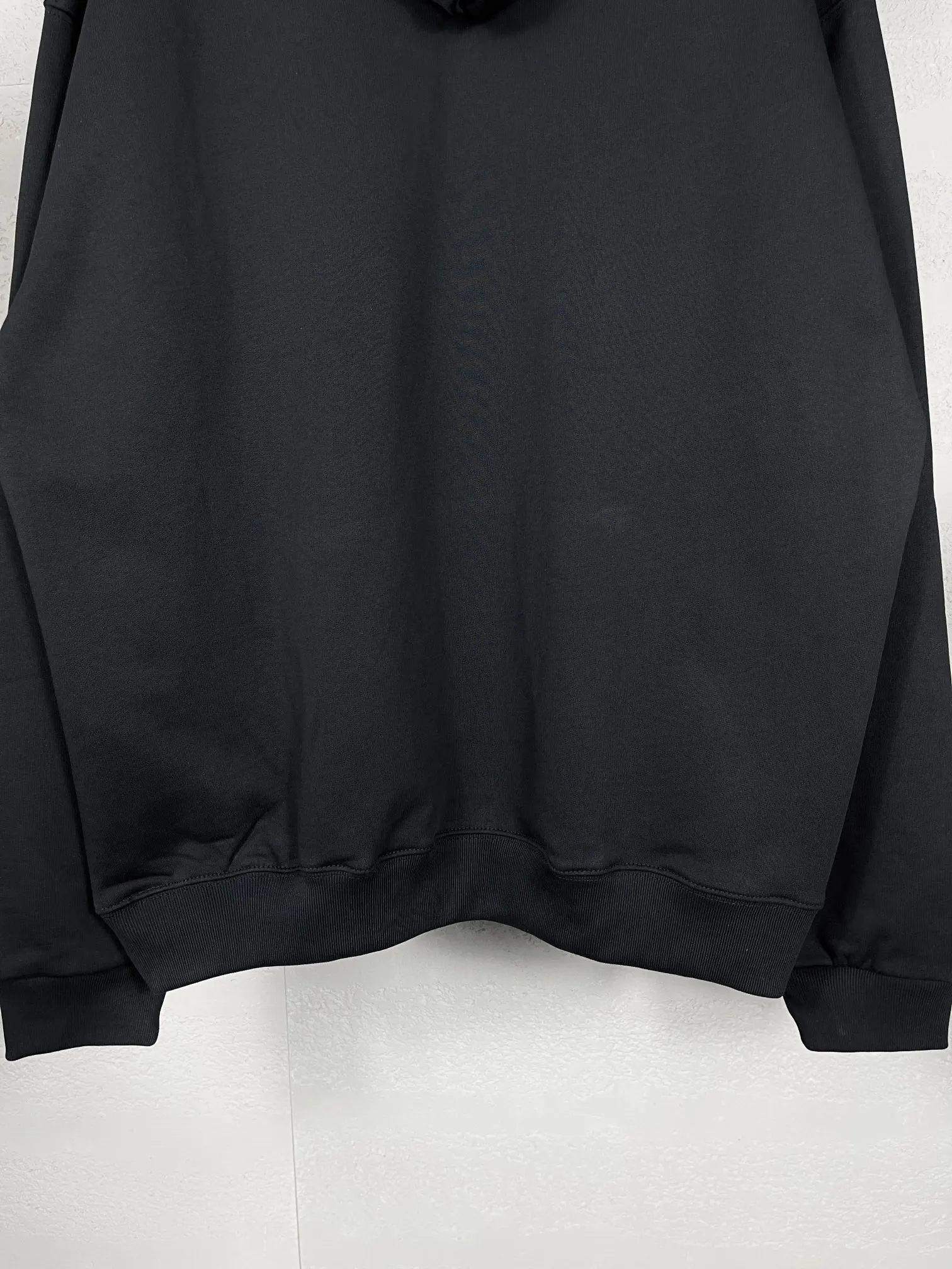 Balenciaga 倒置字母標識連帽衛衣 黑色