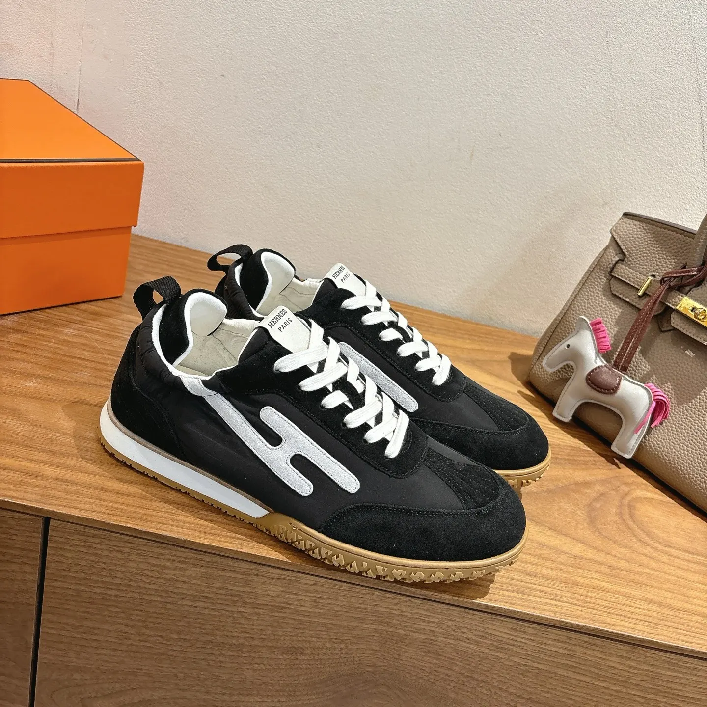 Hermès SS Sneakers