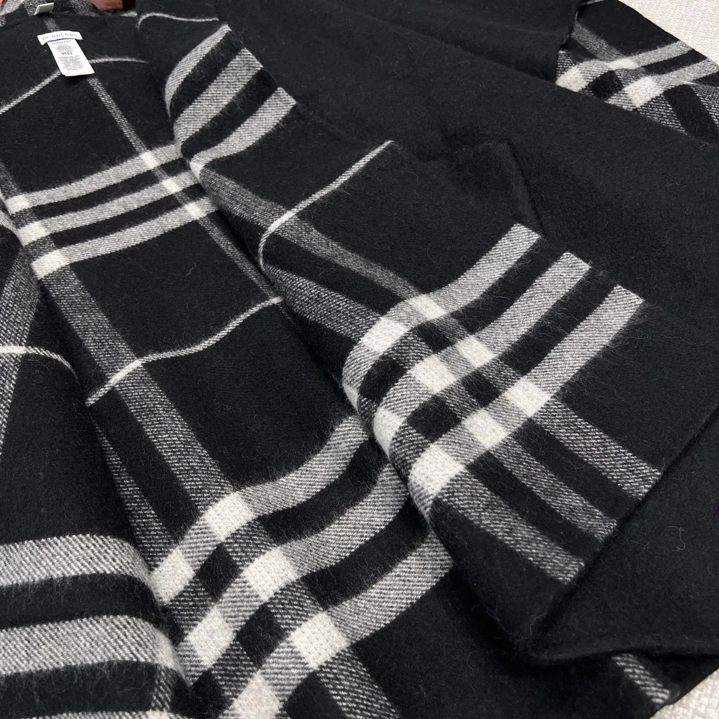 Burberry 黑色 羊绒 格纹 马术 帽子 日常造型款
