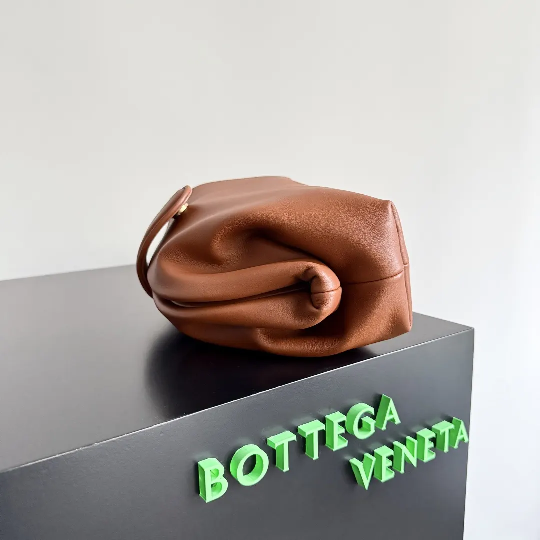 Bottega Veneta 牛皮 手拿包 精致手拿款