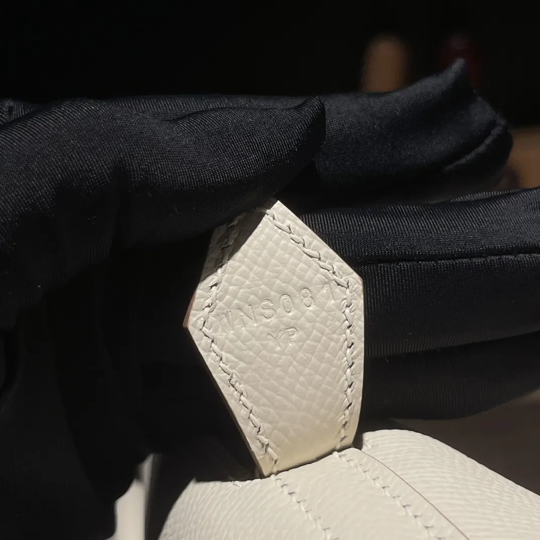 Hermès Bolide 奶昔白 Epsom掌纹牛皮 手提包 25cm