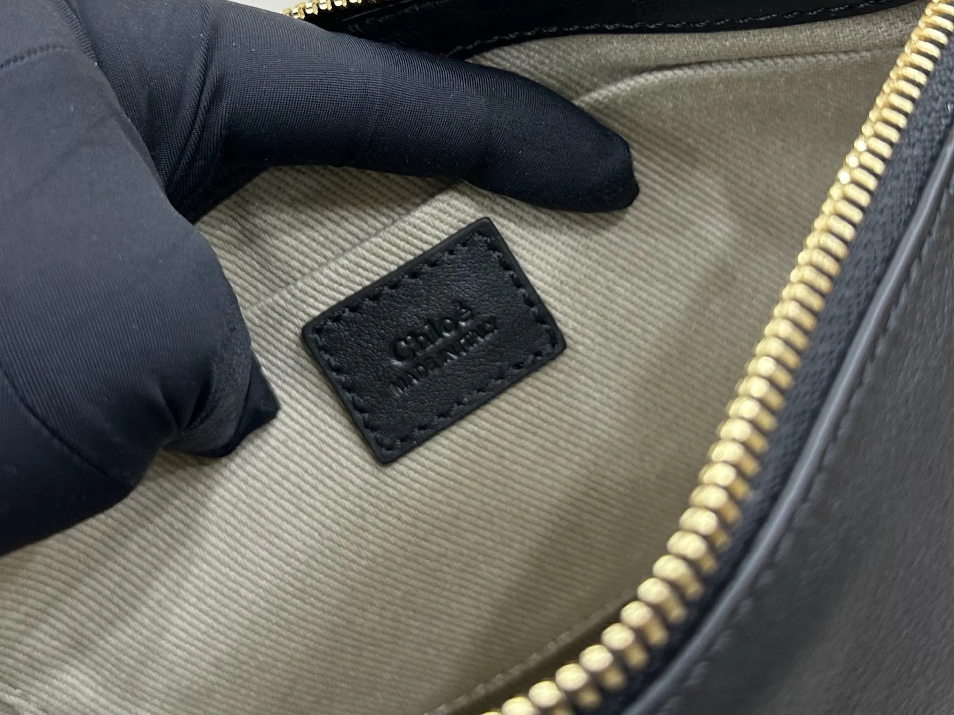 Shoulder Bag Image 9 Shoulder Bag Image 9