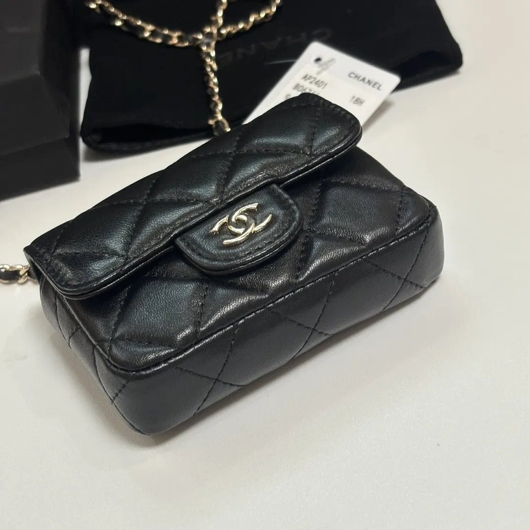 Chanel 黑色牛皮链条包 礼盒