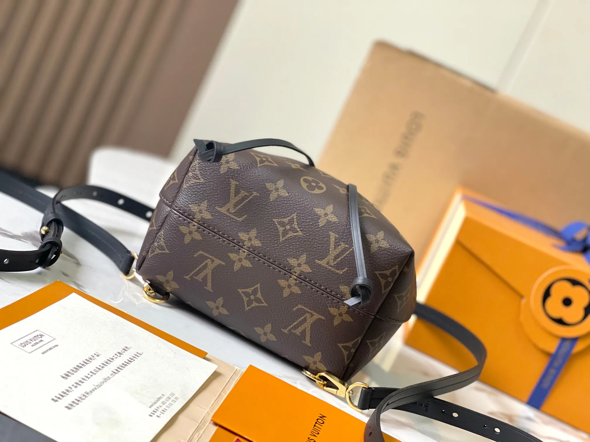 黑色 MONTSOURIS BB 双肩包 实用双肩款