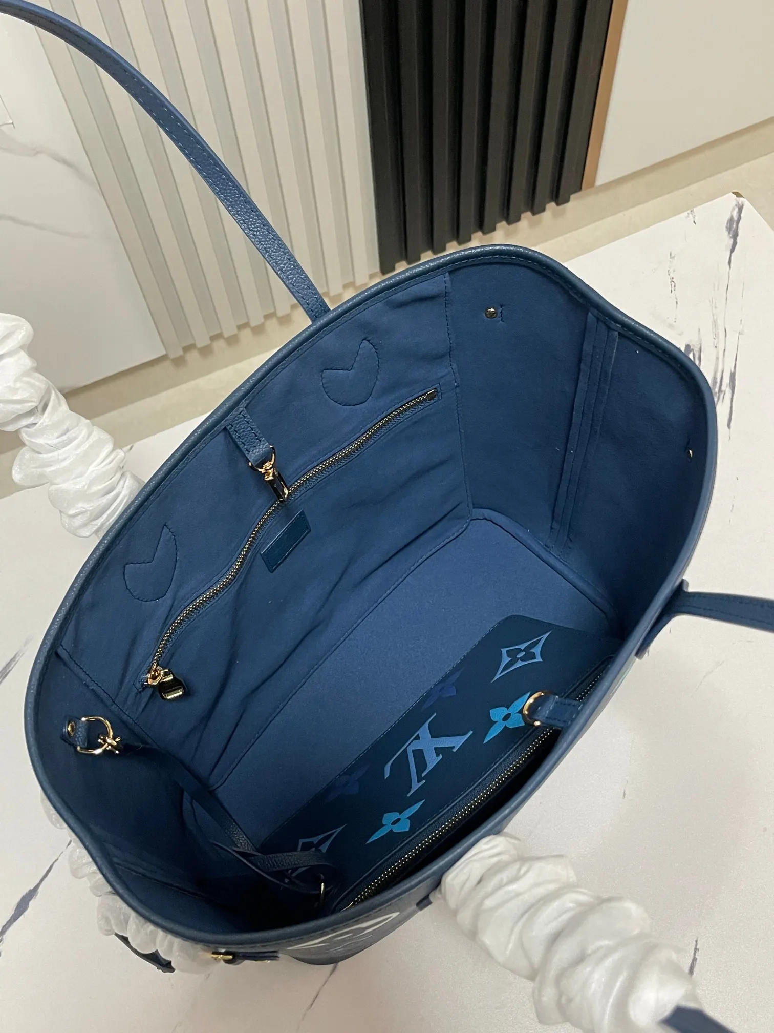 LV Neverfull 藍色 Mo托特包 大容量托特款(數字9) LV Neverfull 藍色 Mo托特包 大容量托特款(數字9)