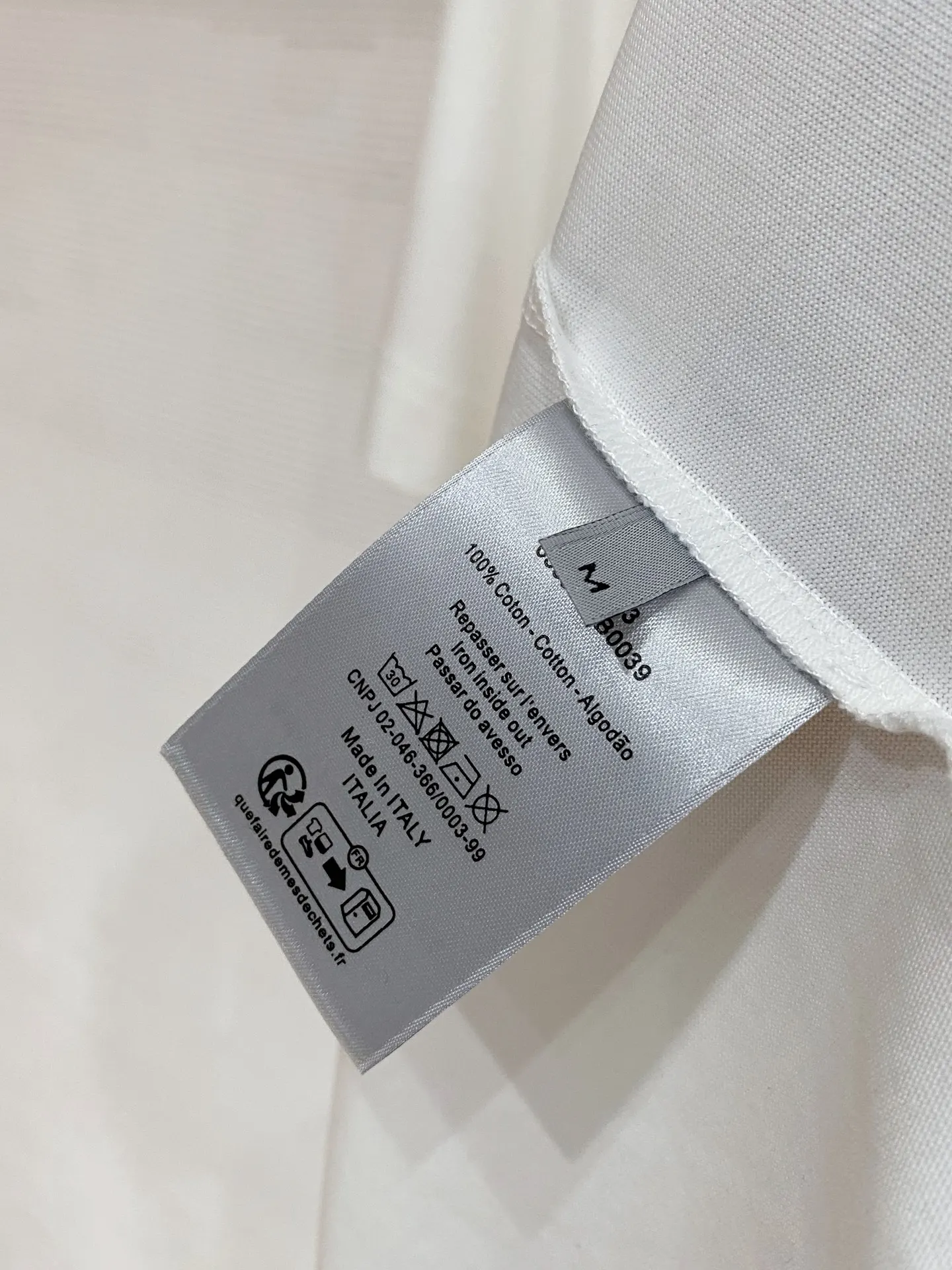 Dior 白色简约短袖T恤 休闲通勤款