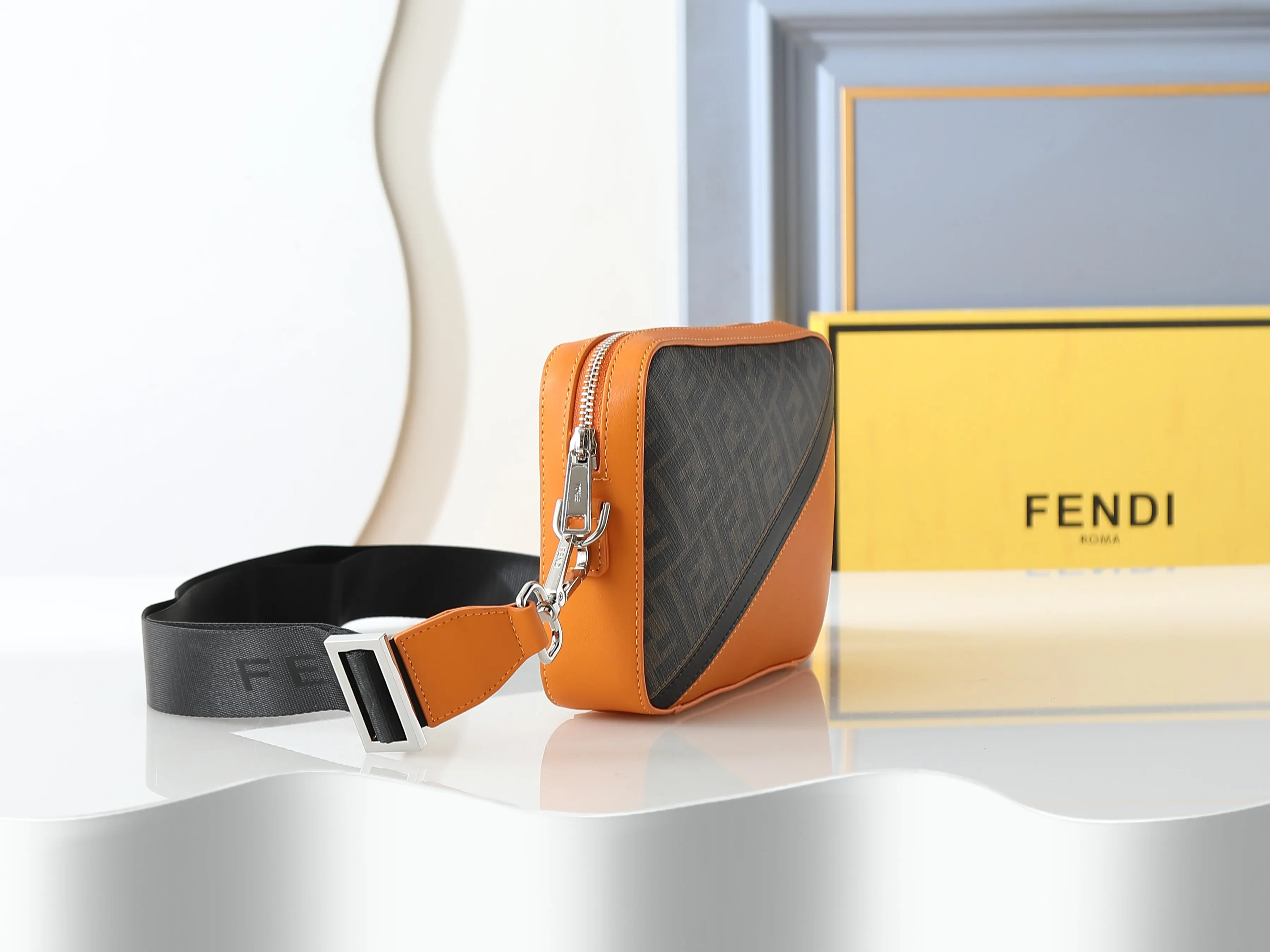 Fendi 黄色 单肩包 精选款