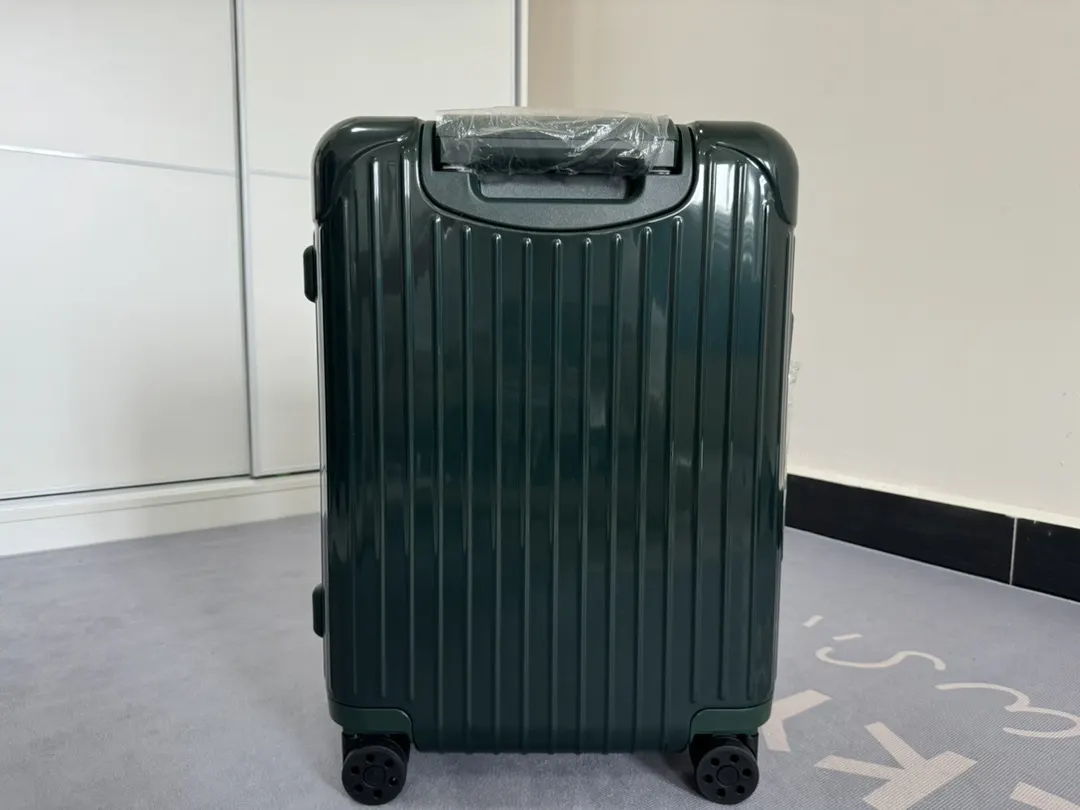 黑色 白色 Essential系列 墨綠 尺寸 行李箱 旅行拉杆款 輕便出行款
